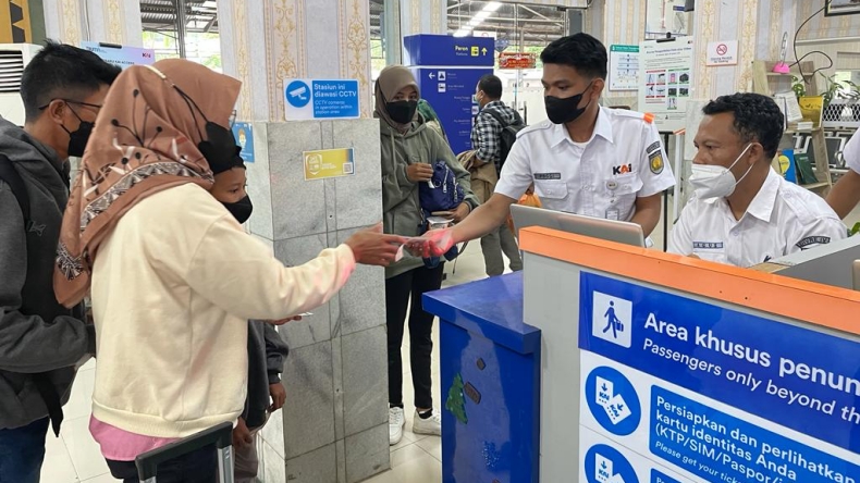 Libur Panjang Idul Adha, Divre IV Tanjungkarang Lampung Sediakan 13.656 Tiket Kereta Api