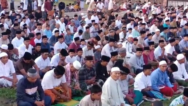 10 Lokasi Sholat Idul Adha di Surabaya, di Mana Saja?