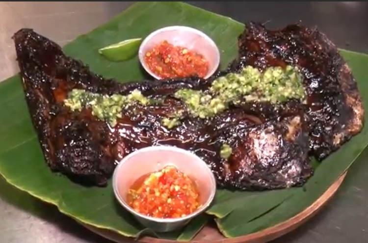 Mencicipi Kuliner Rahang Ikan Tuna Bakar di Bantul, Bumbu Rempahnya Meresap