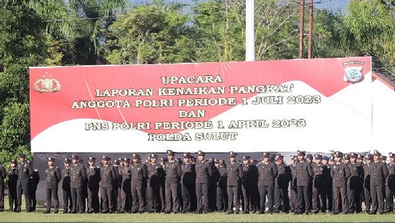 Hari Bhayangkara, 192 Anggota Polda Sulut dan PNS Polri Naik Pangkat
