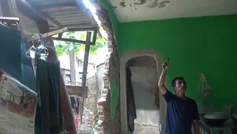 Diduga Bocor, Tabung Elpiji Meledak Hancurkan Rumah dan Lukai Penghuni di Cimahi