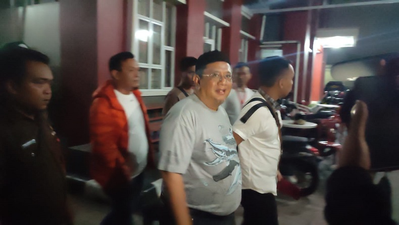 Divonis 10 Tahun, Eks Ketua DPRD Jabar Irfan Suryanagara dan Istri Dijebloskan ke Penjara