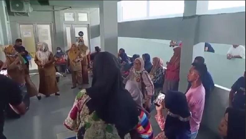 Puluhan Dokter RSUD Chasan Boesoirie Ternate Mogok Kerja, Pasien Telantar