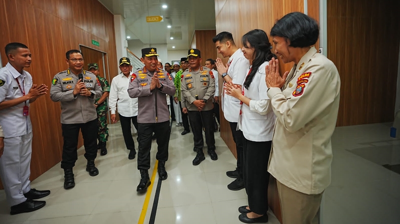 Resmikan Rumah Sakit Bhayangkara dan Polres Tapsel, Kapolri: Polisi Harus Berikan Pelayanan Terbaik 