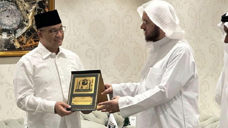 Anies Bertemu Imam Masjid Nabawi: Beliau Apresiasi Jemaah Haji Indonesia