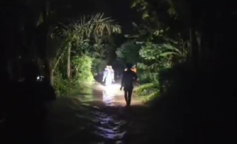 Tukad Unda Meluap, Puluhan Keluarga di Bantaran Sungai Diungsikan Malam Hari