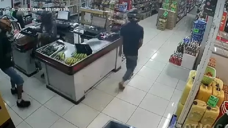 Viral Video Perampokan di Supermarket Kuta Bali, Polisi: Hoaks