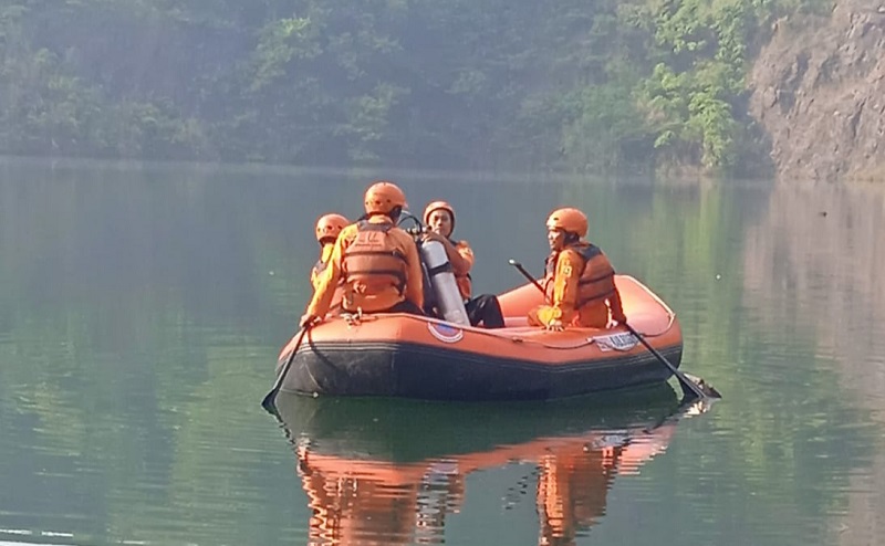 Tiga Orang Hilang usai Mandi di Danau Kuari Bogor, Tim SAR Turun Tangan
