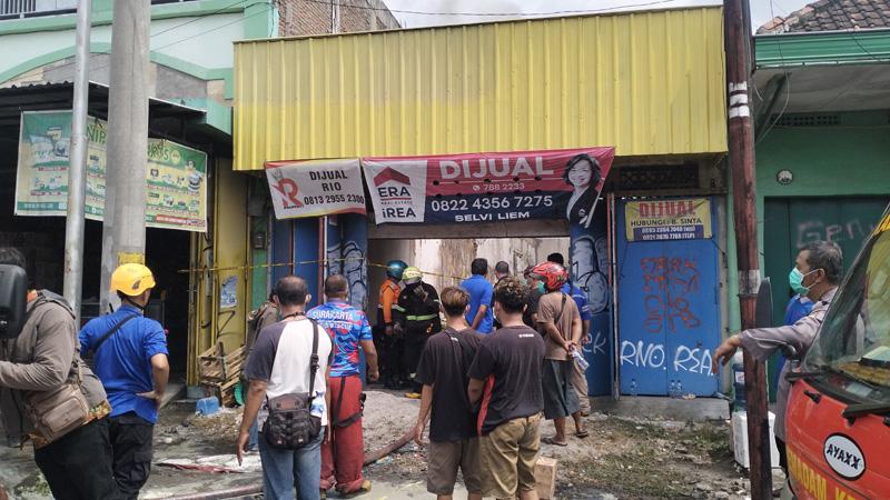 Kebakaran Toko Sparepart di Sukoharjo Padam setelah 7 Jam Dilalap Api, Butuh 12 Damkar