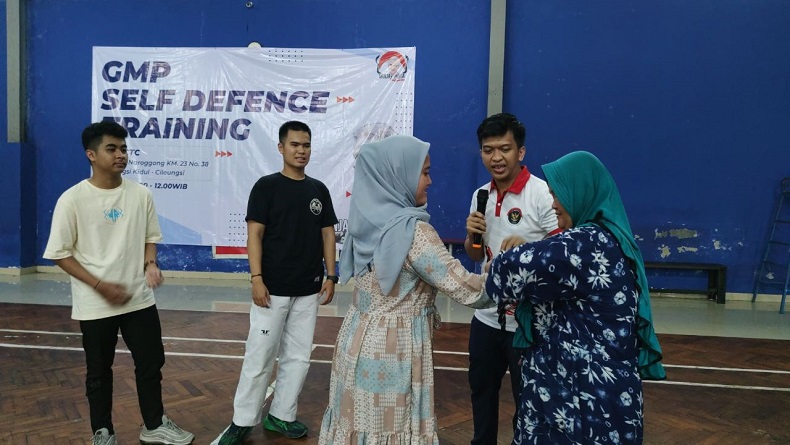 Relawan Ganjar Pranowo Gelar Pelatihan Bela Diri, Cegah Perundungan dan Aksi Kriminal di Bogor