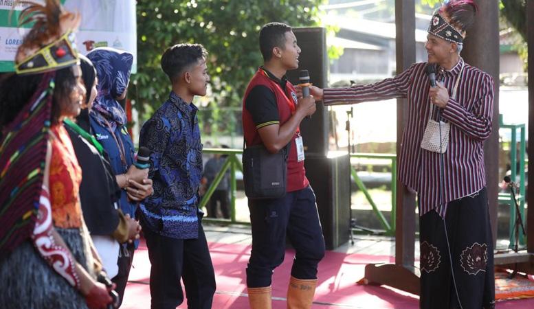 Pemuda Milenial ke Ganjar: Jadi Petani Itu Menyenangkan Pak, Sekali Panen Dapat Rp50 Juta