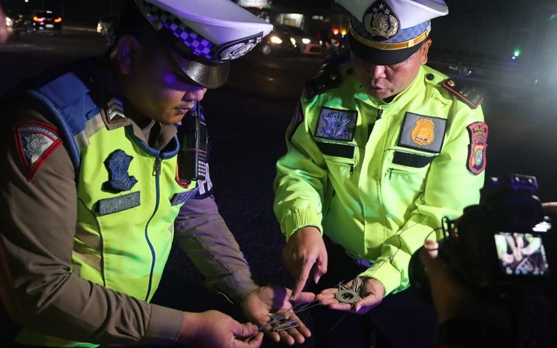 Ranjau Paku Masih Marak di Tangsel, Polisi Sisir 2 Jalan di Serpong