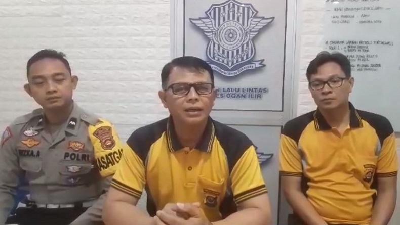Tragis, Siswa SMP Tewas Tertabrak saat Adang Truk di Jalinsum Inderalaya-Palembang