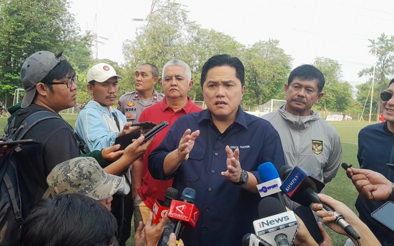 Kawal Tragedi Kanjuruhan, Erick Thohir: Tak Ada Yang Bisa Gantikan Kehilangan Keluarga Korban
