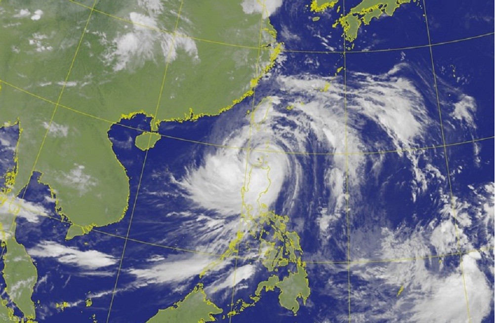 Dahsyatnya Topan Super Doksuri di Taiwan, Ratusan Pohon Tumbang Listrik pun Padam