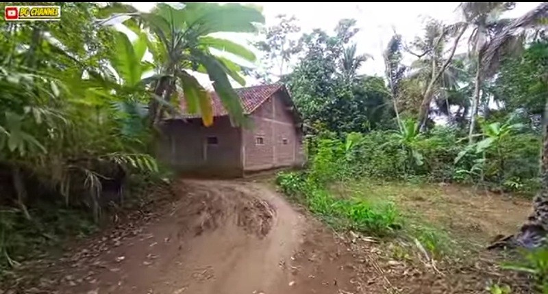 Kampung Unik di Kebumen, Singgah ke Desa Terpencilnya Bisa Lihat Tapak Tangan Raksasa