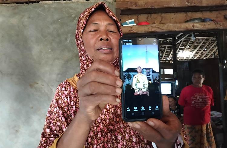 Hebat! Anak Petani dan Pengepul Barang Bekas di Gunungkidul Jadi Polisi 
