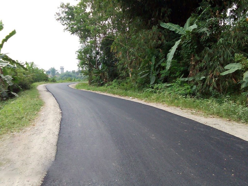 KCIC Perbaiki Jalan di Sekitar Jalur Kereta Cepat Jakarta-Bandung 