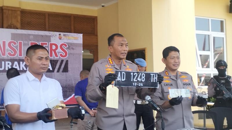 Utang Lukisan Tak Kunjung Dibayar, Pelukis Asal Jogja Nekat Curi Mobil Pelanggannya di Solo