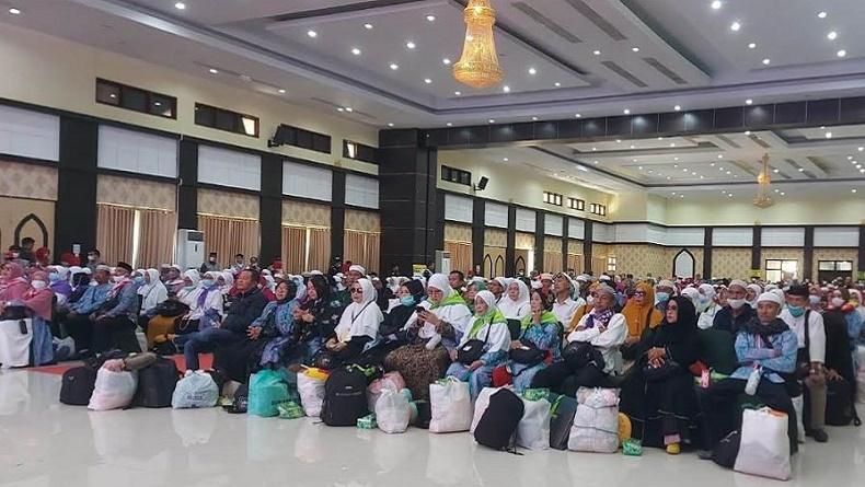 Kloter Terakhir Tiba di Makassar, 54 Meninggal dan 7 Jemaah Dirawat di Arab Saudi