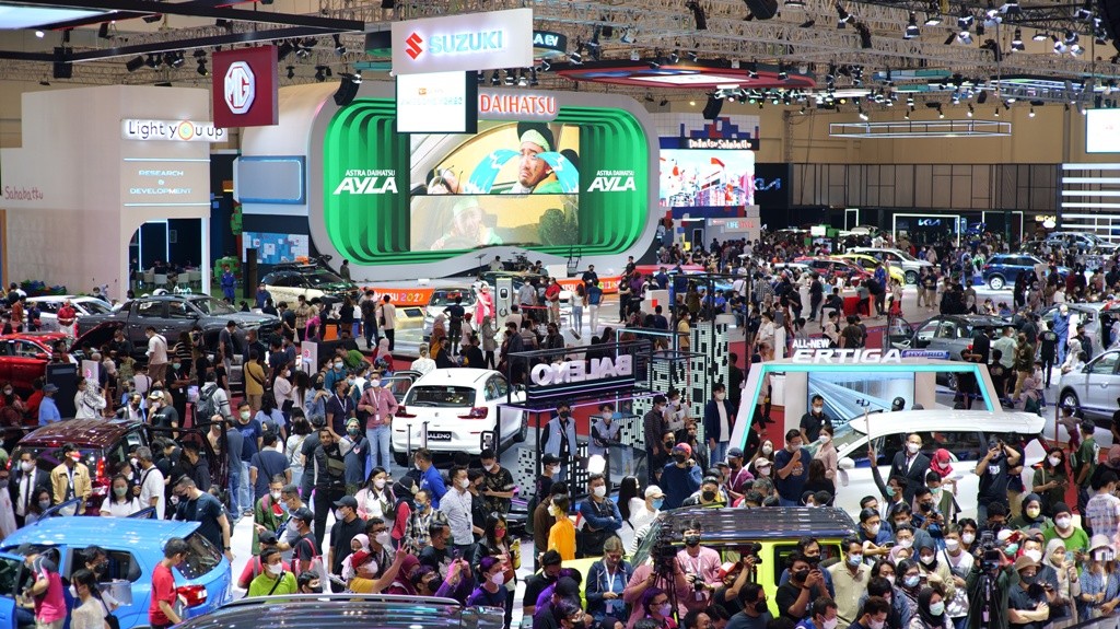 Peserta GIIAS 2023 Membeludak, Pengunjung Butuh 4 Jam untuk Kelilingi Pameran