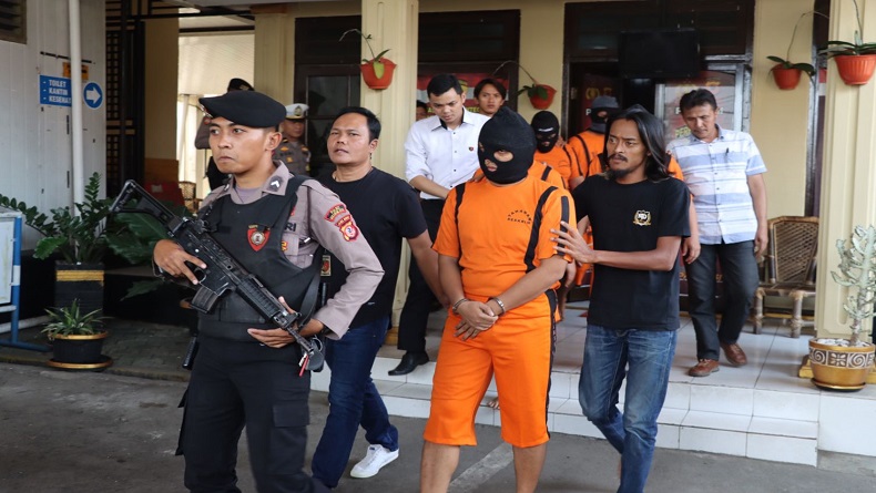 Komplotan TNI Gadungan Ditangkap Polisi usai Gelapkan 21 Mobil Rental di Sukabumi 