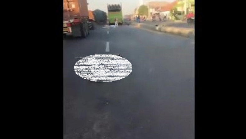 Kronologi 3 Pelajar Tewas Terlindas Truk di Jalur Pantura Indramayu, Motor Bersenggolan