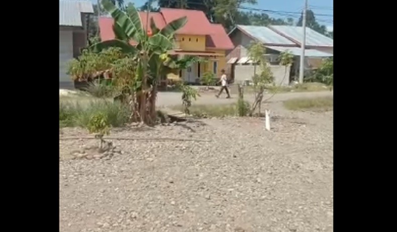 Kisah Haru Siswa SMP di Luwu Jalan Kaki 20 Km ke Sekolah, Seragam Pinjam Tetangga