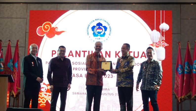 Pelantikan PSMTI Jateng, HT Puji Pidato Ganjar Bertema Filosofi Keberagaman Mbah Gondar