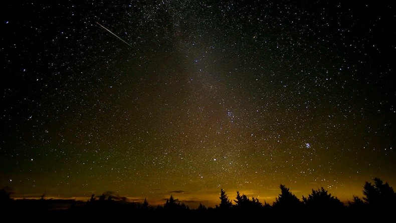 Puncak Hujan Meteor Perseid Segera Terjadi, Dari Mana Asalnya?