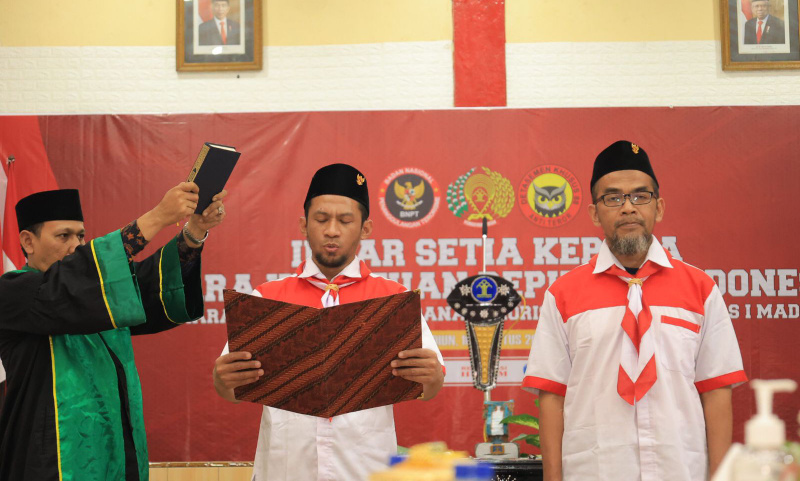 2 Mantan Anggota JAD dan JI Ikrar Setia kepada NKRI, Ini Pesannya