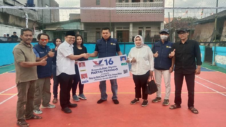 Bacaleg Partai Perindo Renovasi Sarana Olahraga di RW 10 Antapani Wetan Bandung