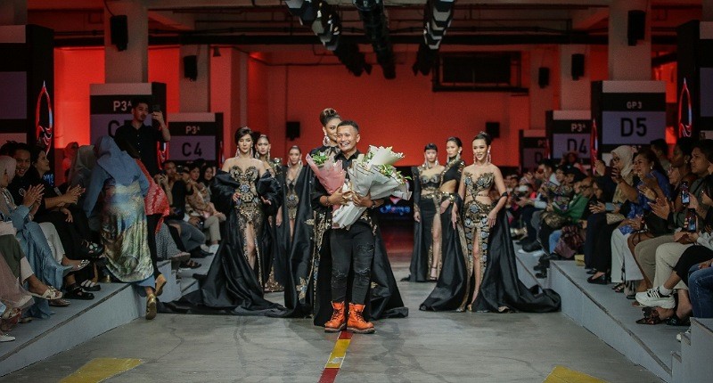 Usung Konsep Sustainable, Intip Kemegahan Karya Fashion Desainer Lokal 