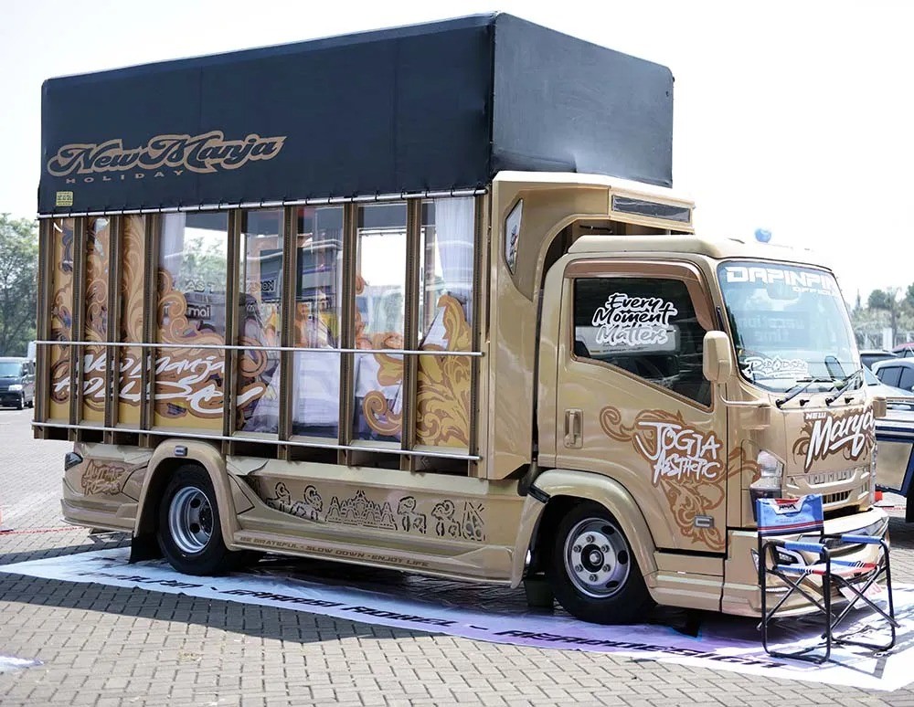 Modifikasi Truk Mewah di GIIAS 2023, Interior Mahal seperti Hotel Berjalan