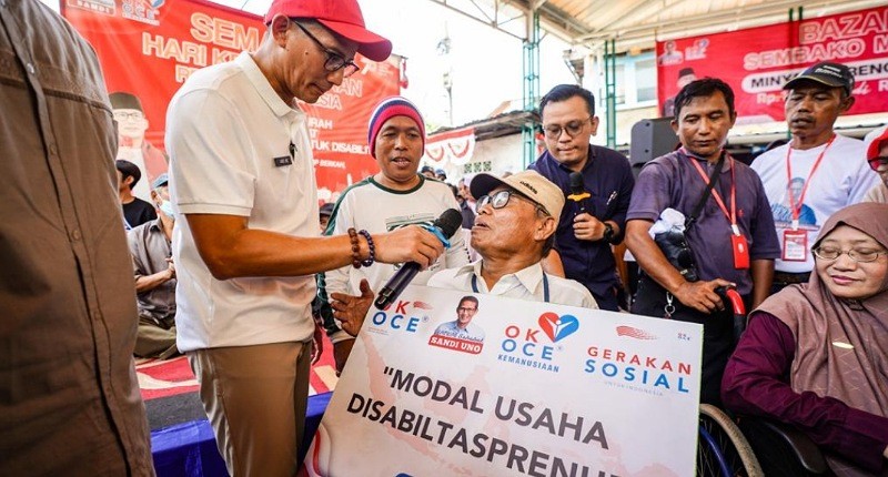 Momen HUT ke-78 RI, Sandiaga Uno Gelar Bazar Sembako Murah dan Beri Bantuan Modal Usaha ke Disabilitas