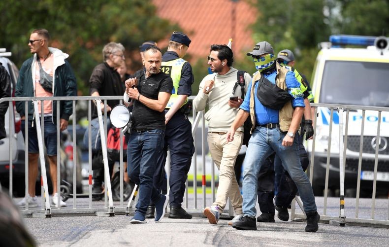 Pembakaran Alquran di Swedia, Polisi Tangkap Muslimah yang Berusaha Padamkan Api