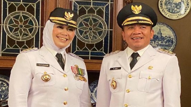 Profil Aep Syapuloh, Pengganti Bupati Karawang Cellica Nurrachadiana