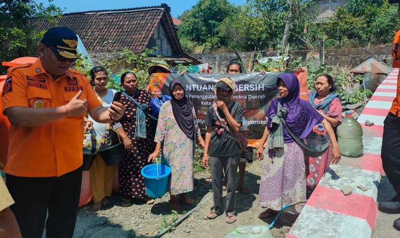  BPBD Semarang Suplai 67 Tangki Air Bersih untuk Ribuan Warga Terdampak El Nino