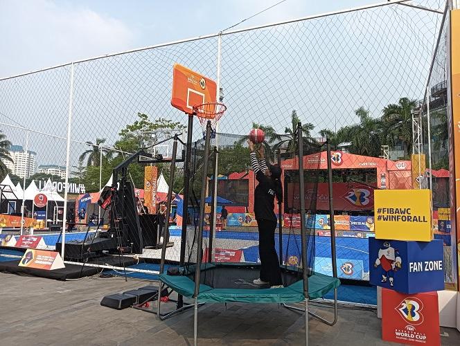 Banyak Hiburan di Fan Zone FIBA World Cup 2023, Pengunjung: Acaranya Seru!