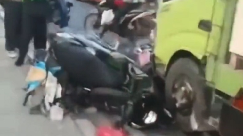 7 Pemotor Lawan Arah yang Ditabrak Truk di Lenteng Agung Terancam 1 Tahun Penjara