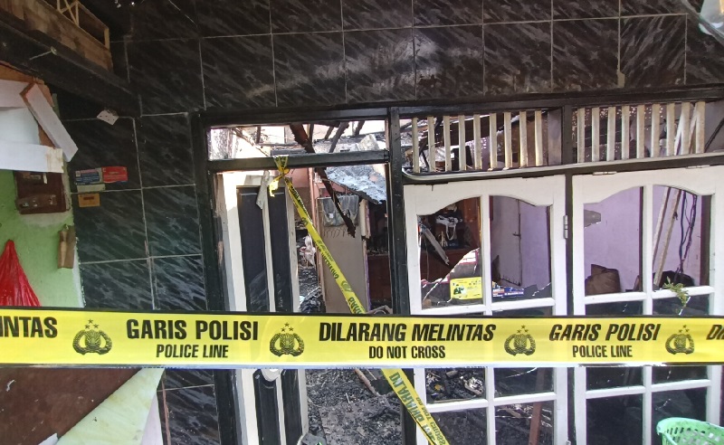 Kronologi Pasutri Tewas dalam Kebakaran di Depok, Terjebak di Lantai 2 karena Tangga Terbakar