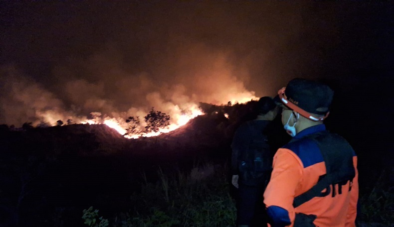 133 Hektare Gunung Ciremai Terbakar, BNPB: Angin Sulitkan Pemadaman