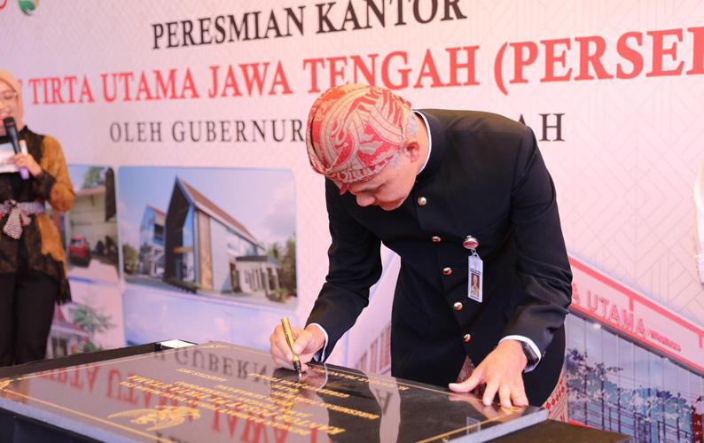 Kebijakan Ganjar Pranowo di Jawa Tengah untuk Mengatasi Masalah Air Bersih