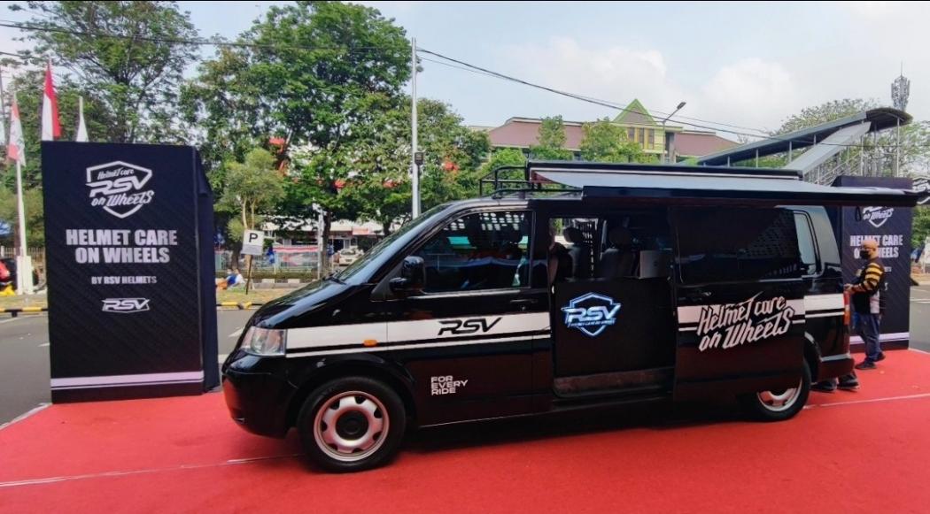 Pertama di Dunia RSV Bikin Mobil Caravan Servis Helm