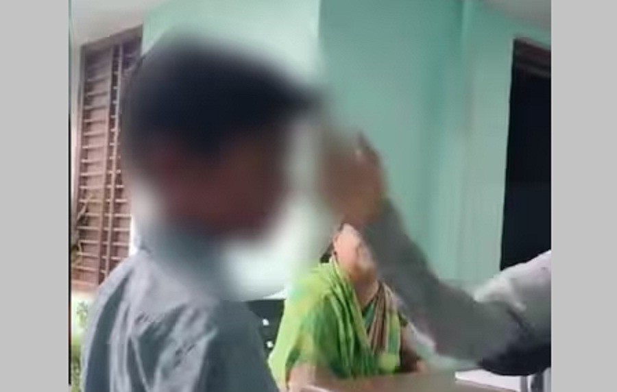 Guru Suruh Murid Bergiliran Tampar Teman Sekelas yang Tak Buat PR, Sekolah pun Ditutup