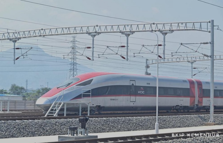 KCIC Pastikan Kereta Cepat Jakarta-Bandung Tak Dapat Subsidi