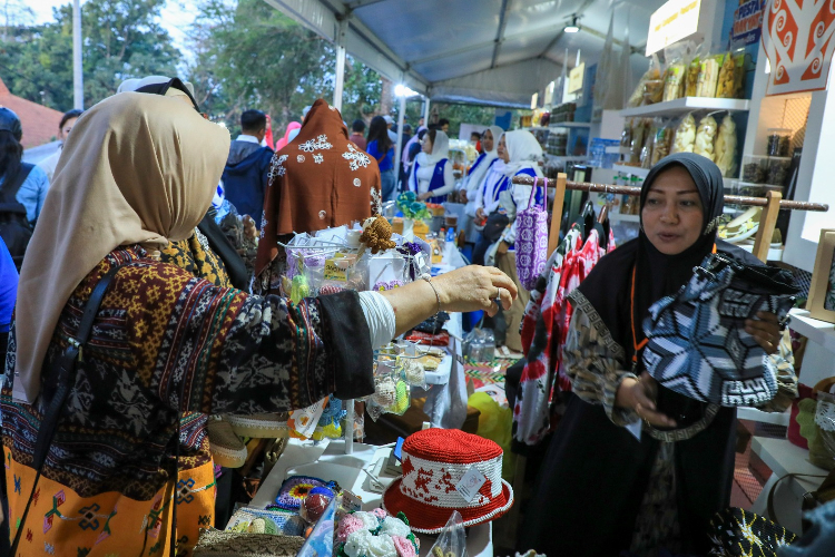 Pesta Rakyat Simpedes BRI Hadirkan 150 UMKM Unggulan Jawa Timur