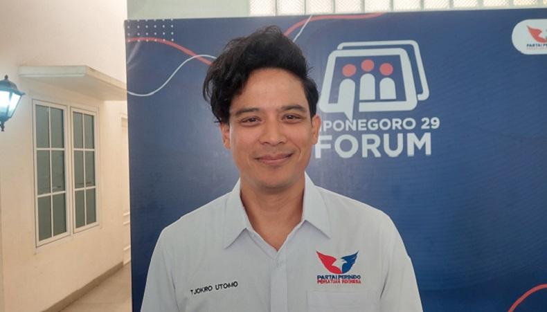 Tommy Tjokro Ajak Para Jubir Partai Perindo Manfaatkan Medsos Jangkau Pemilih Muda