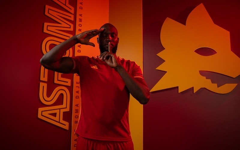 Romelu Lukaku Resmi Dipinjamkan Chelsea ke AS Roma