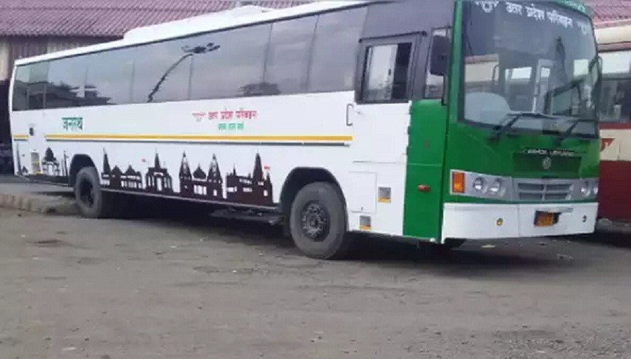 Kondektur Bus Bunuh Diri setelah Dipecat karena Izinkan Penumpang Salat